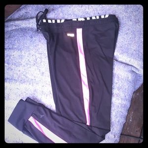 VS PINK ultimate leggings